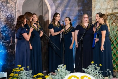 5. klapa Luše.jpg